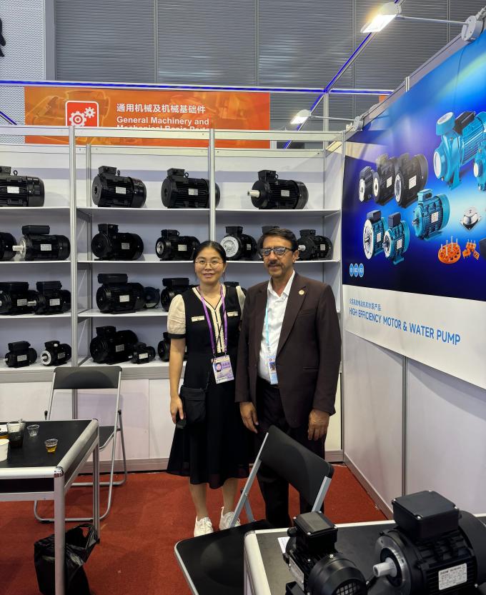 Aluminium Housing 3 Fase Asynchronous Motor 5.5KW 7.5HP 4 Pole 380V 50HZ 1440 RPM Waterproof Ditutup 75/90mm Untuk Hawk Pump 15